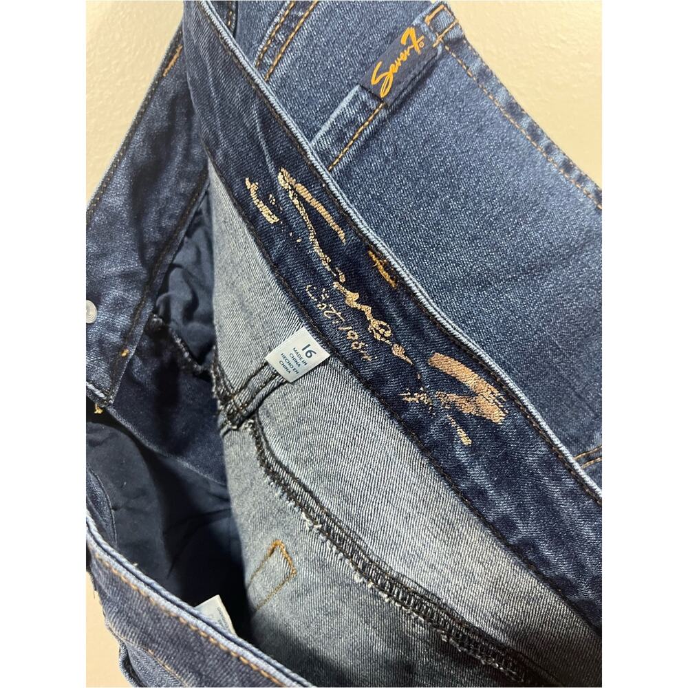 Seven7 Dark Blue Distressed Weekend Denim Shorts Size 16 - Picture 4 of 5